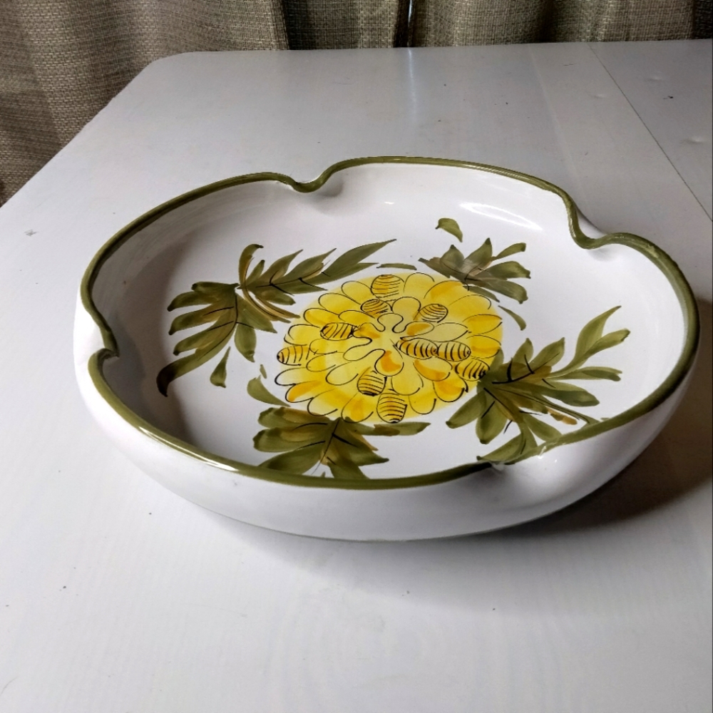 Heygill Imports Large Bowl/Tray